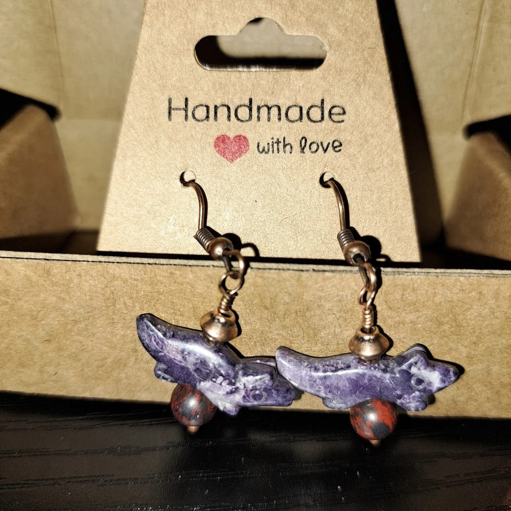 Mahogany Jasper and Purple Stone Carved Fox Fetish Dangle Earrings in Copper - Picture 1 of 3